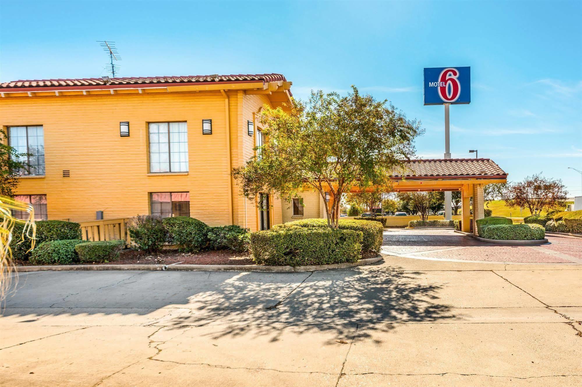 Motel 6-Monroe, La Εξωτερικό φωτογραφία